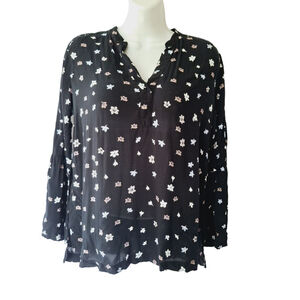 LOFT Outlet Black & White Floral bell Sleeve Cottagecore sz XS boho blouse